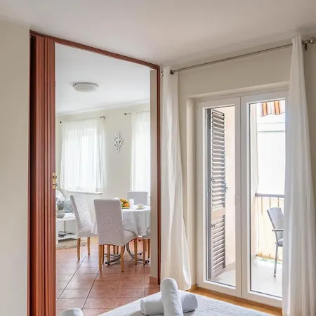 Tony Apartament